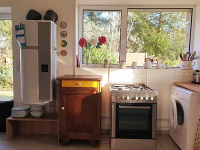 Cuisine ou kitchenette dans l'établissement Gîte du Clos Giot
