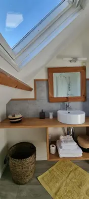 Salle de bains dans l'établissement Chambres d'Hôtes Ferme de la Baie