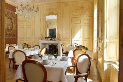 Coin salon dans l'établissement Hôtel d'Argouges