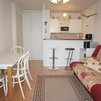 Appartement cosy 4 pers à 300m de la plage de Cabourg avec tout confort - FR-1-465-21