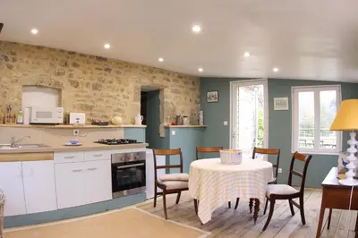 Cuisine ou kitchenette dans l'établissement Chateau de Flottemanville