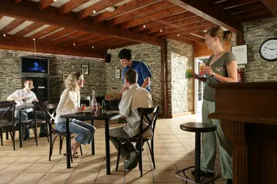 Clients de l'établissement Camping Officiel Siblu Domaine de Litteau