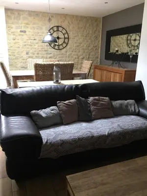 Coin salon dans l'établissement Villa Camélia