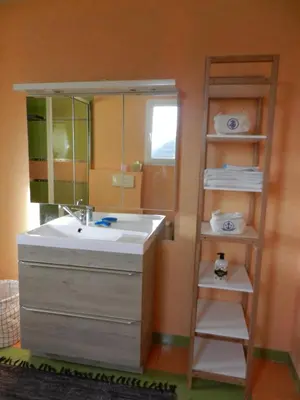 Salle de bains dans l'établissement VILLA THEDIEBERT