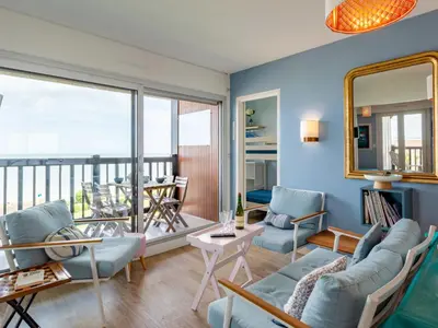 Coin salon dans l'établissement Apartment La Bizontine-9 by Interhome