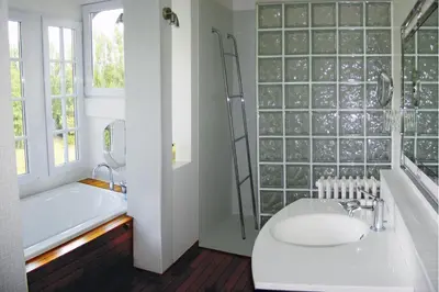 Salle de bains dans l'établissement Le Clos des Pommiers