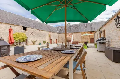 Terrasse ou espace extérieur de l'établissement The Old Farm of Amfreville Chambre d' Hotes & Table d' Hotes