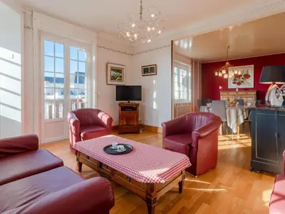 Coin salon dans l'établissement Apartment Le Normandie Home by Interhome