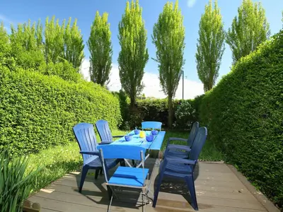 Jardin de l'établissement Apartment Le Garden-1 by Interhome