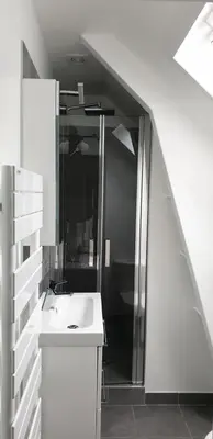 Cuisine ou kitchenette dans l'établissement Port de La Houle - Beau 3 pièces classé 3 étoiles avec garage privé