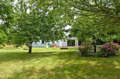 Jardin de l'établissement Chalet near Mont St Michel & Nature Trails