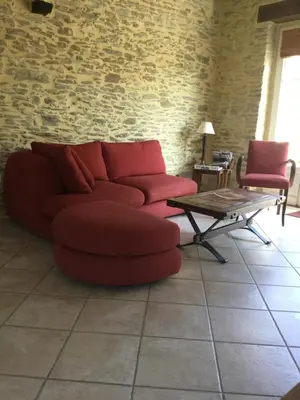 Coin salon dans l'établissement Gîte de la Butte