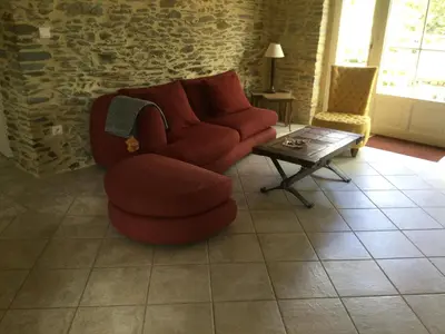 Coin salon dans l'établissement Gîte de la Butte
