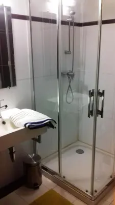 Salle de bains dans l'établissement LA Boulangerie