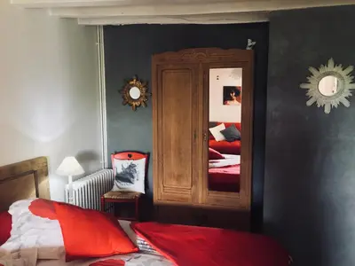 Un ou plusieurs lits dans un hébergement de l'établissement Maison d'hôtes l'Angevinière, chambre des Anges proche Mont-Saint-Michel