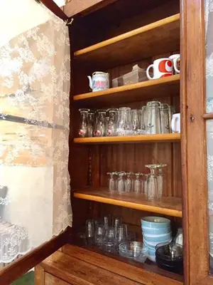 Cuisine ou kitchenette dans l'établissement la maison perchée
