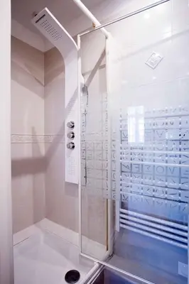 Salle de bains dans l'établissement Elégant appartement en plein coeur de Cabourg - Les locations de Proust