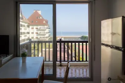 Balcon ou terrasse dans l'établissement Studio moderne accès plage, piscine et tennis