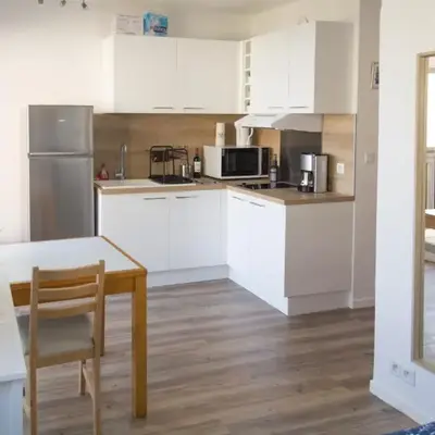 Studio moderne accès plage