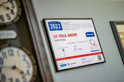 Certificat, récompense, panneau ou autre document affiché dans l'établissement La Villa Andry
