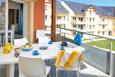 Balcon ou terrasse dans l'établissement Les Isles de Sola apartment in Grandcamp