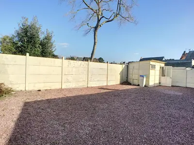 Plan de l'établissement Maison de plain-pied avec terrasse, centre ville, à 150m de la plage - FR-1-361-334