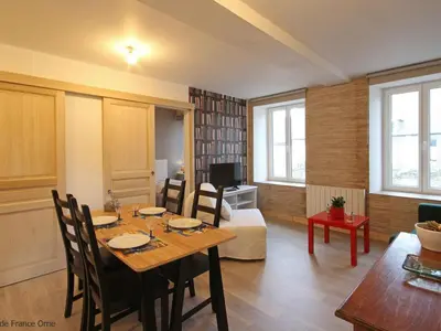 Coin salon dans l'établissement Séjour littéraire en Suisse Normande avec WIFI - FR-1-497-93