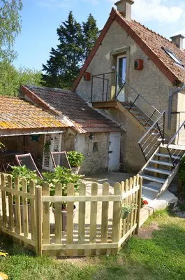 Jardin de l'établissement Ô Grenier de l'artiste