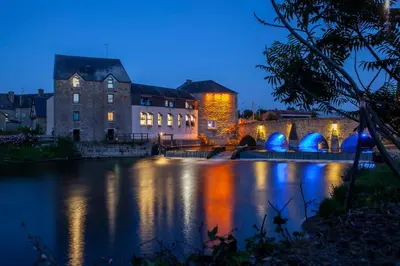 Vue sur la rivière ou le fleuve situé(e) à proximité de l'hôtel