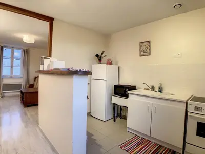 Cuisine ou kitchenette dans l'établissement Boutons d'or
