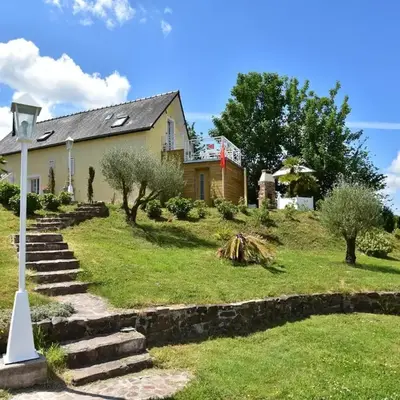 Sea View Stay in Quinéville