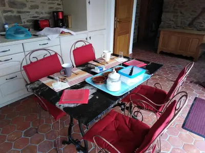 Coin salon dans l'établissement L'Tas De Cailloux
