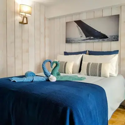 Villa St Laurent - Bel appartement refait à neuf à 50 m de la Plage