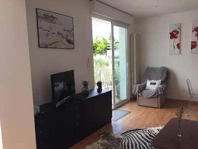 Télévision ou salle de divertissement dans l'établissement Port Homard