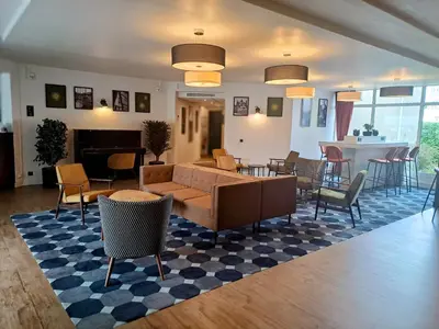 Coin salon dans l'établissement Le Carline, Sure Hotel Collection by Best Western