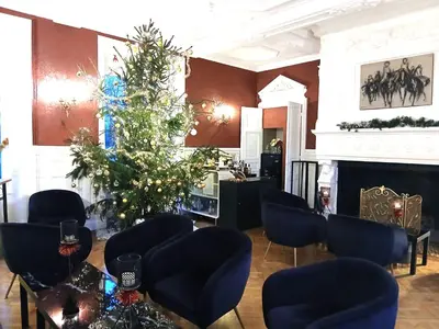 Coin salon dans l'établissement Château de Bellefontaine - Teritoria