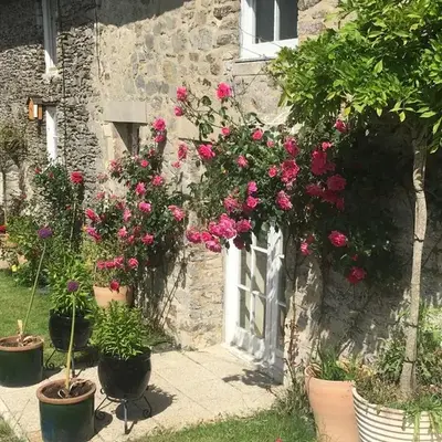 Chez Thomas 7 Route du Monde Ancien