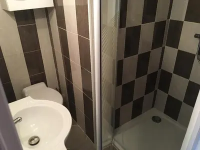 Salle de bains dans l'établissement Charmant Studio en plein centre ville