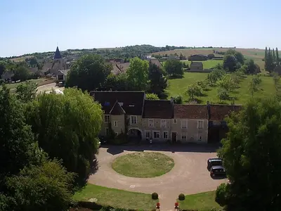 Paysage naturel près de la tente de luxe