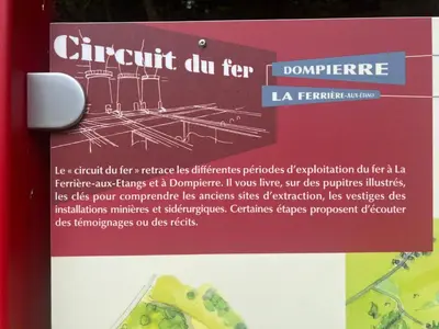 Plan de l'établissement Appartement charmant à La Ferrière-aux-Étangs avec jacuzzi - 42 m²