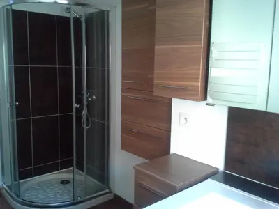 Salle de bains dans l'établissement Rare à Granville! Appartement avec terrasse! Vue mer!