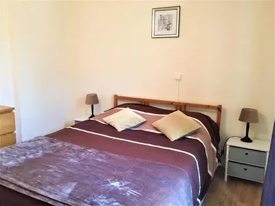 Un ou plusieurs lits dans un hébergement de l'établissement Appartement familial le Tanis