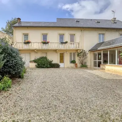 Maison spacieuse avec jardin près de Le Bouffay