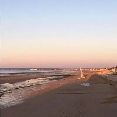 Maison avec jardin - 200m de la mer dans la vieille ville