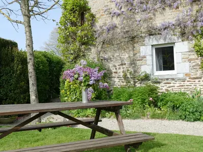 Jardin de l'établissement Gîte Sourdeval