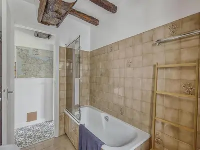 Salle de bains dans l'établissement Cozy Normandy Escape