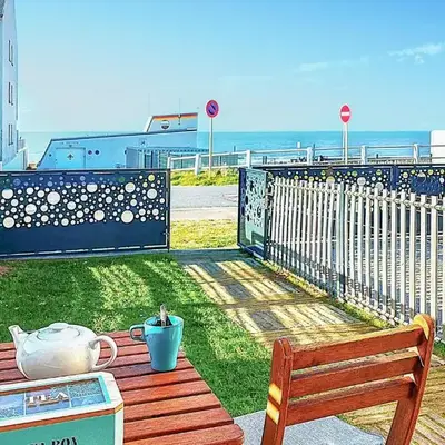 2 Bedroom Cozy Home In Jullouville
