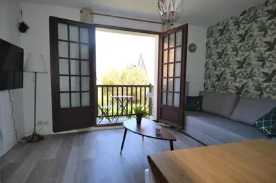 Balcon ou terrasse dans l'établissement Appartement, duplex à 500m de la mer avec balcon