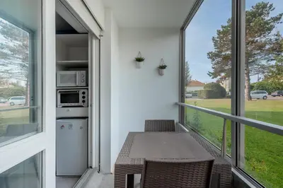 Cuisine ou kitchenette dans l'établissement Studio avec loggia - à 200m de la plage - Parking