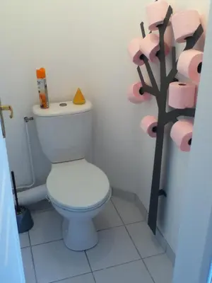 Salle de bains dans l'établissement Les Alisés